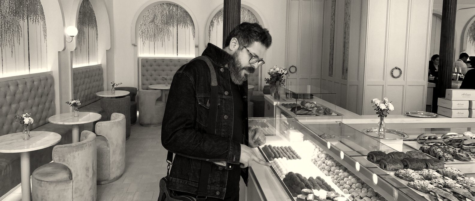 John Guerrero — Consultor Gastronómico & IA